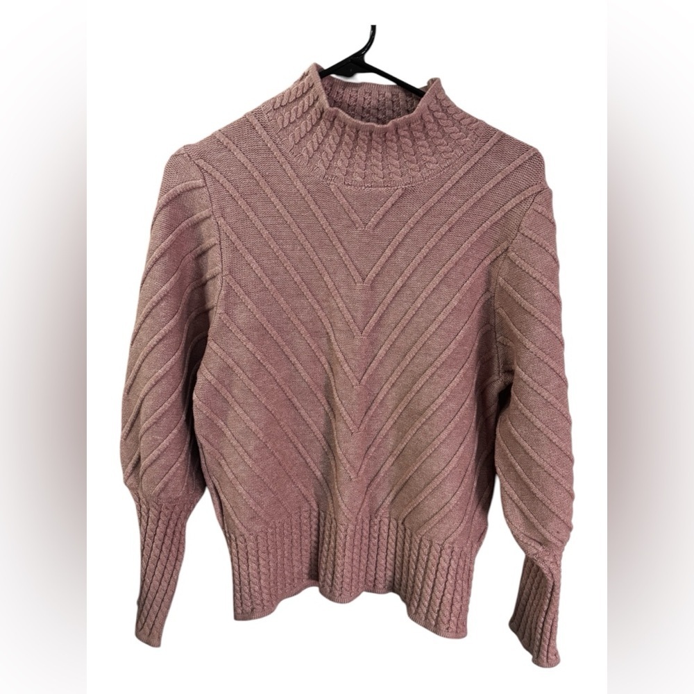 Chic Catherine Malandrino Rose-Mauve Chevron Cable Turtleneck Sweater | Size L